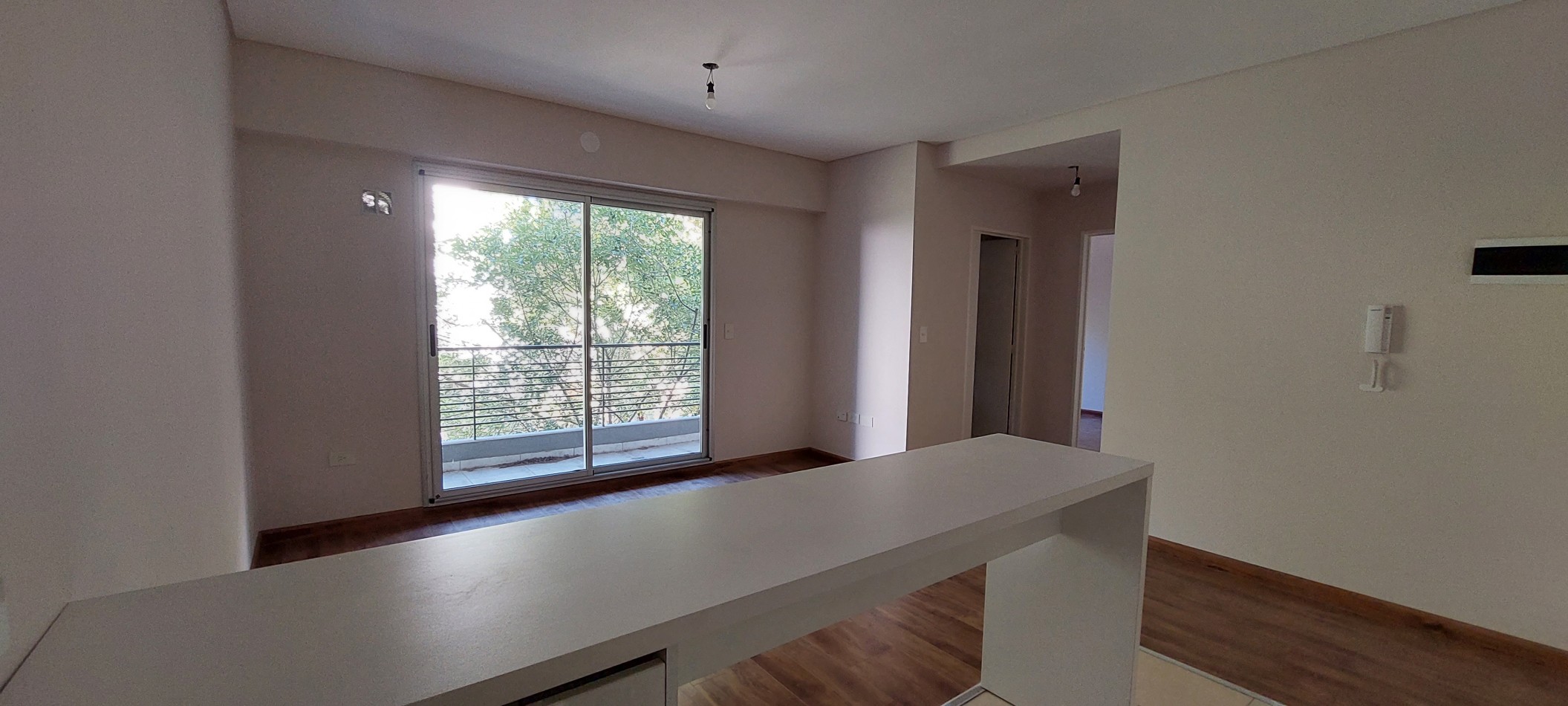 ALQUILER 2 ambientes al frente en Caballito Sur-