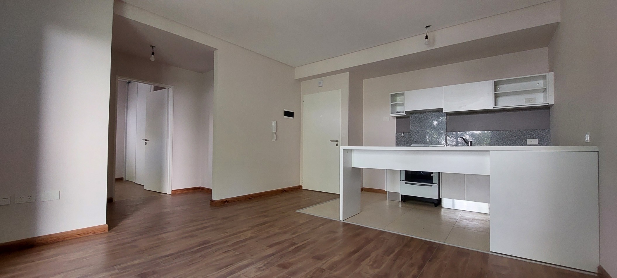 ALQUILER 2 ambientes al frente en Caballito Sur-