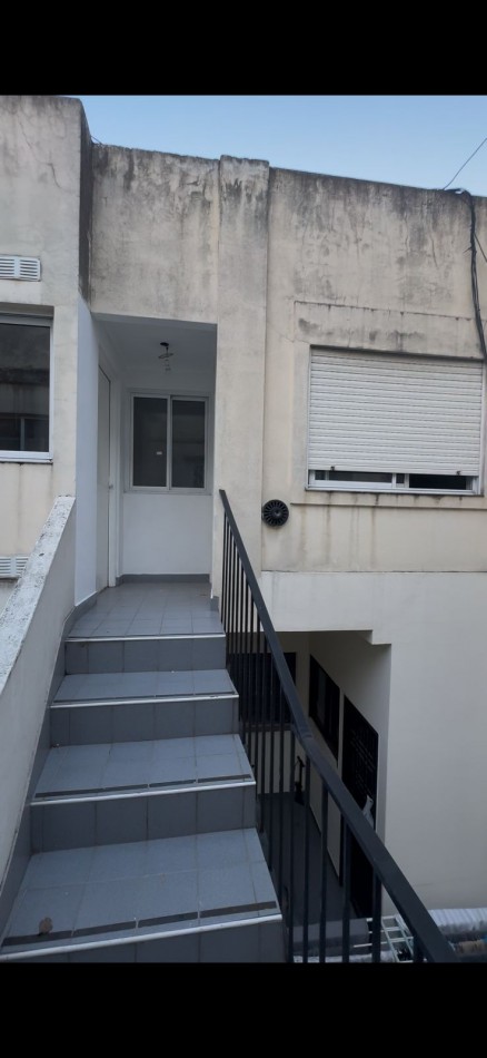 ALQUILER PH 3 AMBIENTES- 2 BAÑOS- SIN EXPENSAS EN BOEDO