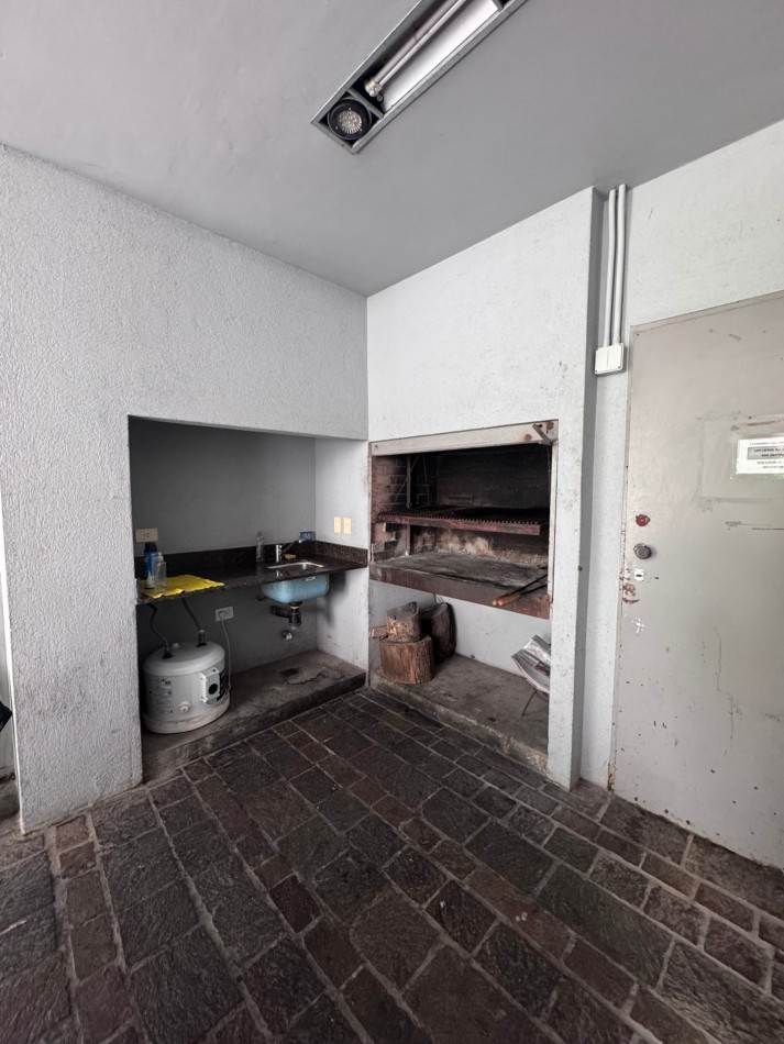 2 AMBIENTES CON BALCON Y AMENITIES - EXCELENTE ESTADO - PALERMO