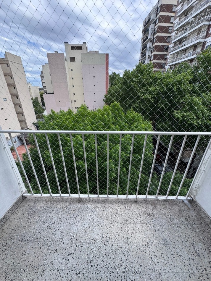 ALQUILER MONOAMBIENTE CON BALCON Y COCINA INDEPENDIENTE EN PALERMO