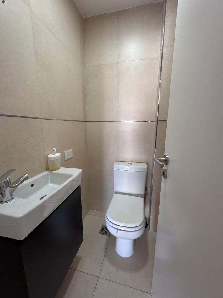 VENTA departamento 4 ambientes con balcon aterrazado y terraza en Caballito