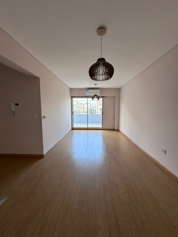 VENTA departamento 4 ambientes con balcon aterrazado y terraza en Caballito