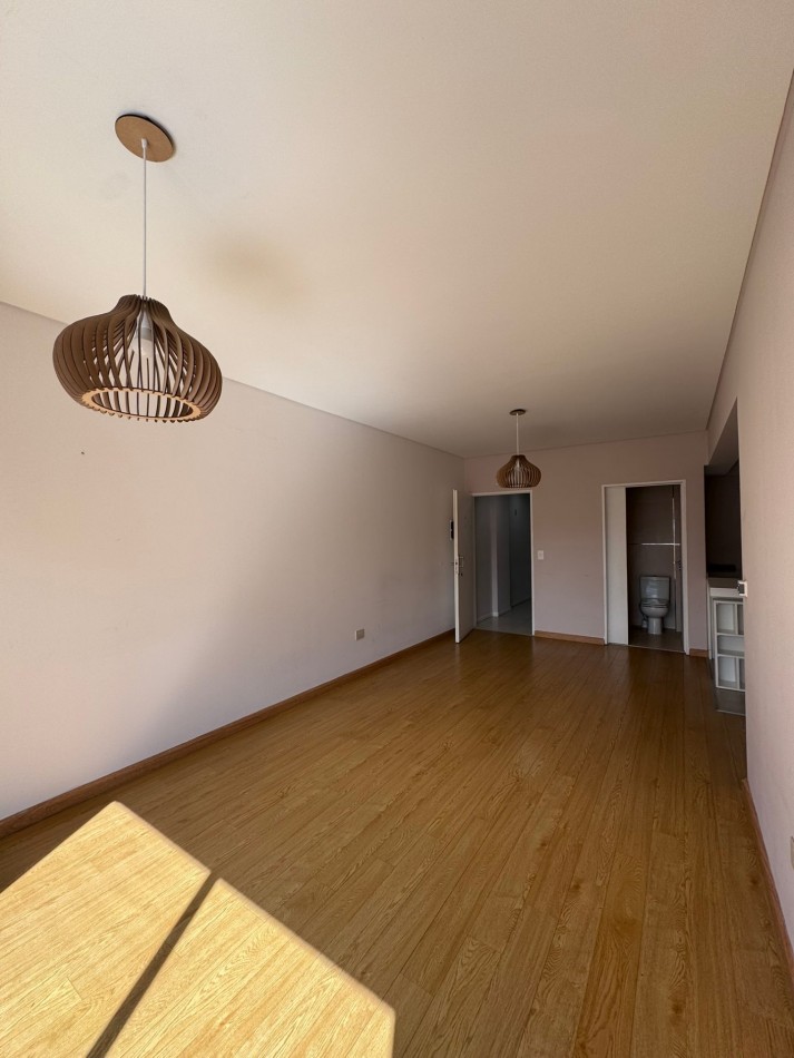 VENTA departamento 4 ambientes con balcon aterrazado y terraza en Caballito