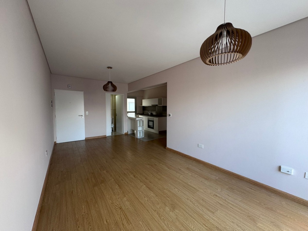 VENTA departamento 4 ambientes con balcon aterrazado y terraza en Caballito