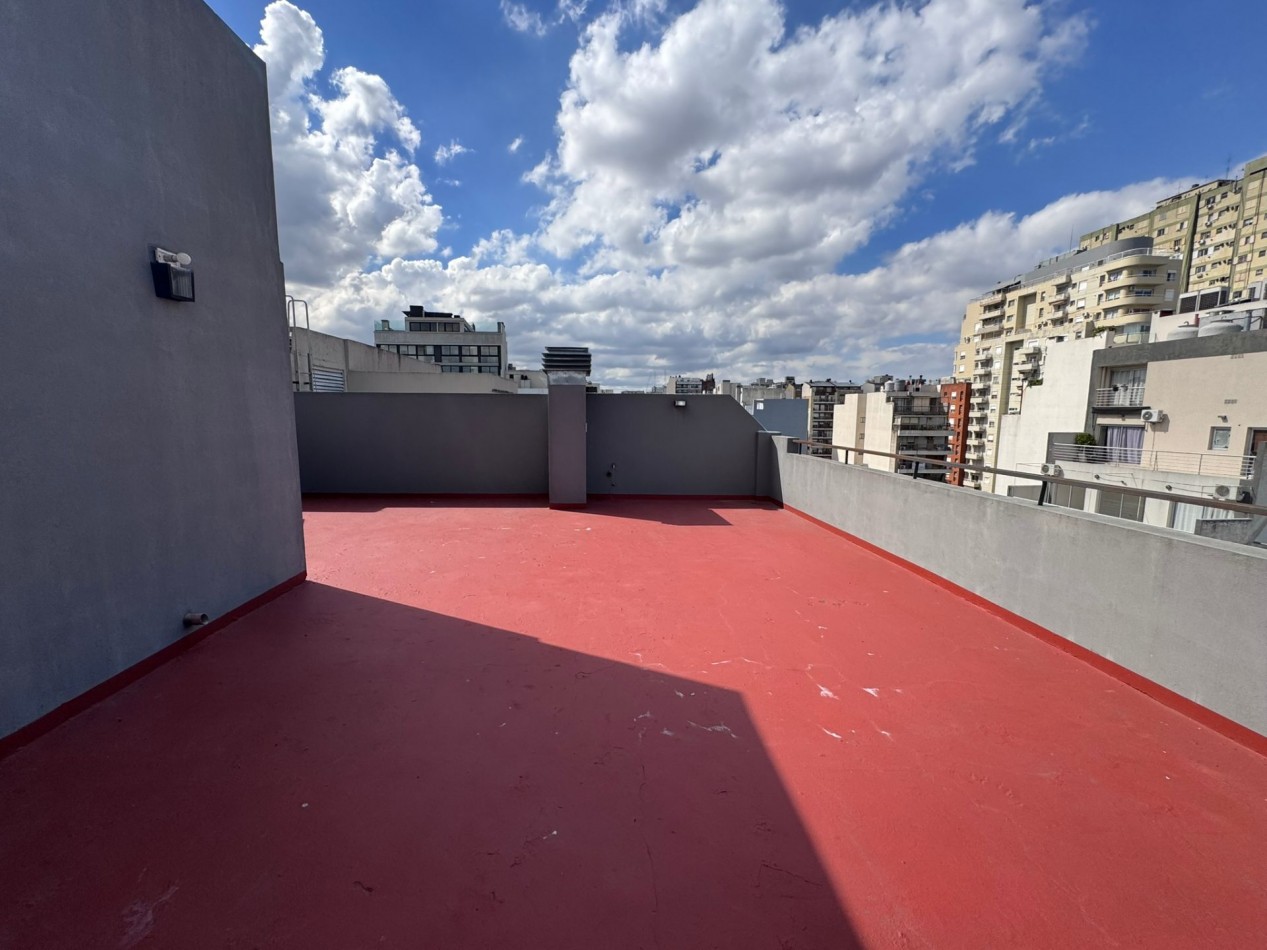 VENTA departamento 4 ambientes con balcon aterrazado y terraza en Caballito