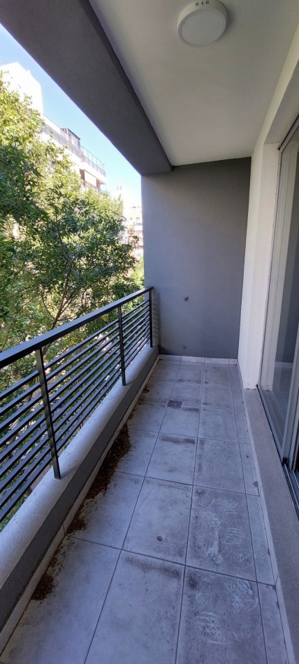 ALQUILER 2 ambientes al frente en Caballito Sur-