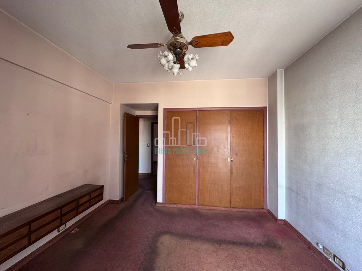 VENTA 3 AMBIENTES CON DEPENDENCIA Y BALCON AL FRENTE CON GRAN POTENCIAL