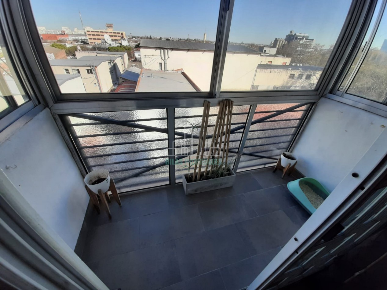 Venta departamento de 3 ambientes en Parque Patricios 