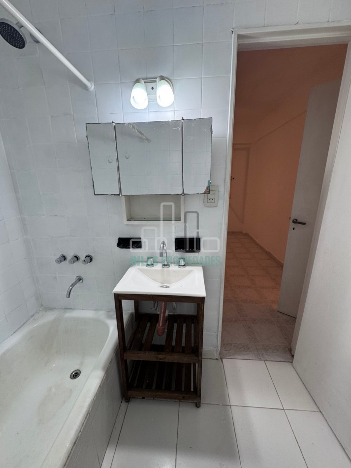 ALQUILER 2 AMBIENTES CON PATIO EN ALMAGRO 