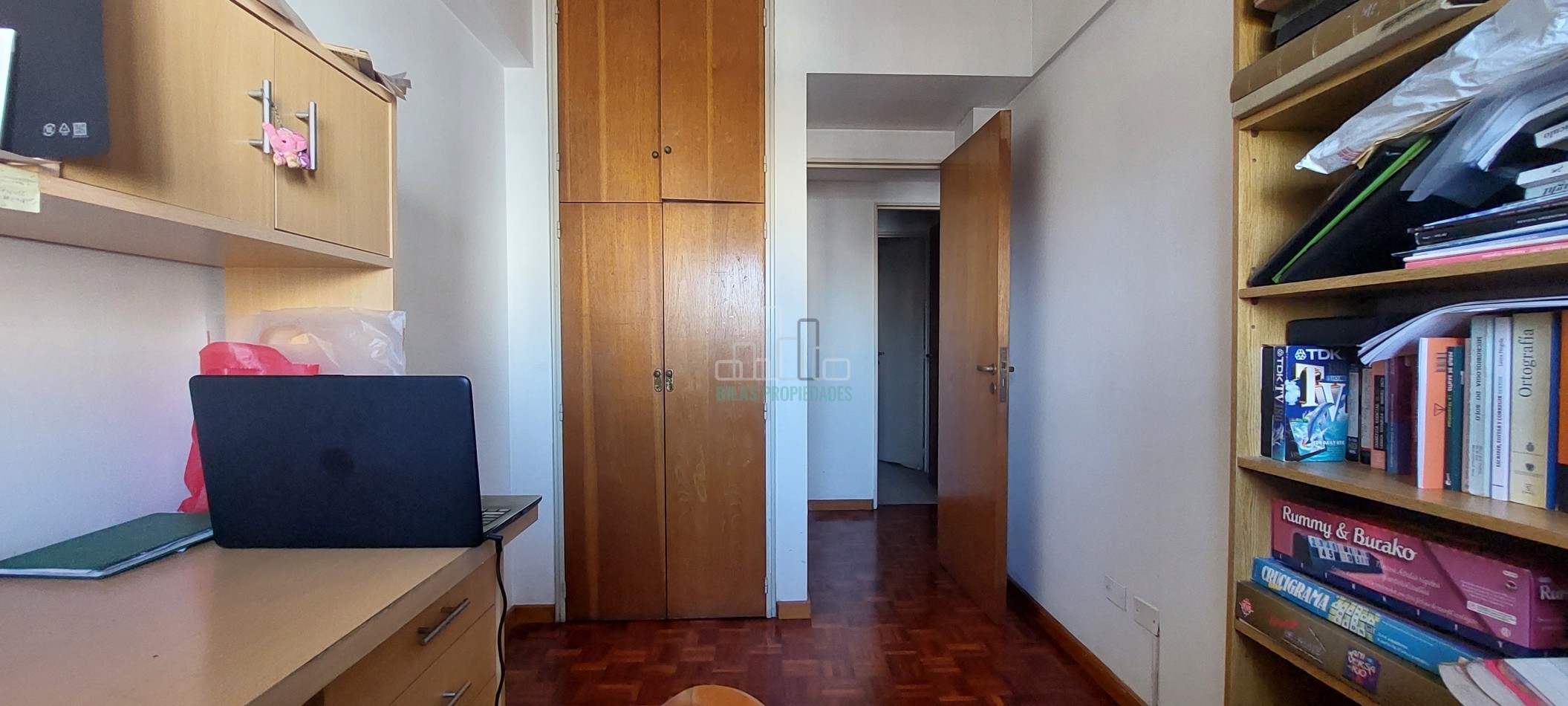 VENTA Departamento 5 ambientes con balcon al frente y cochera en Villa Crespo