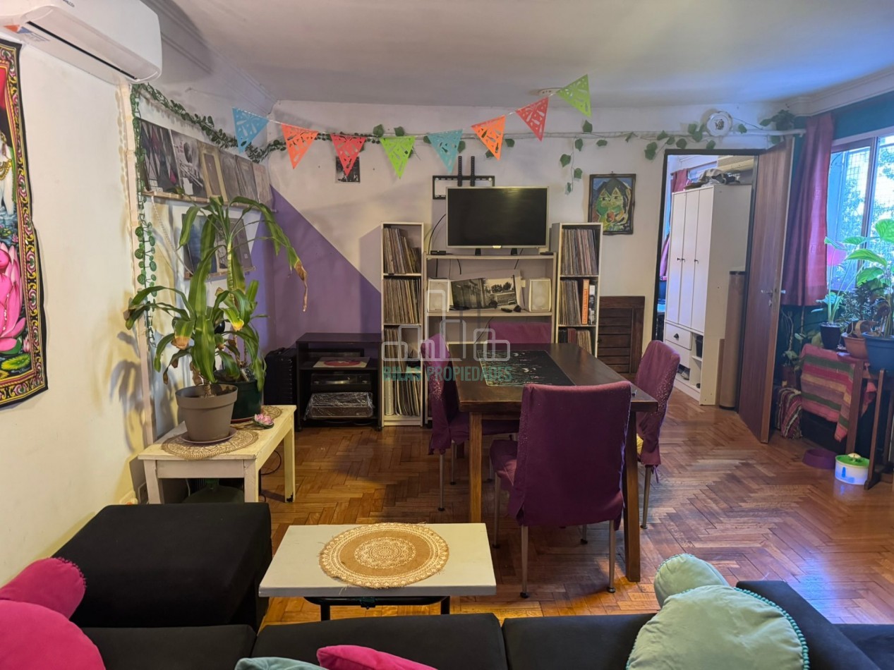 Venta departamento 3 ambientes + espacio adicional en Villa Crespo.