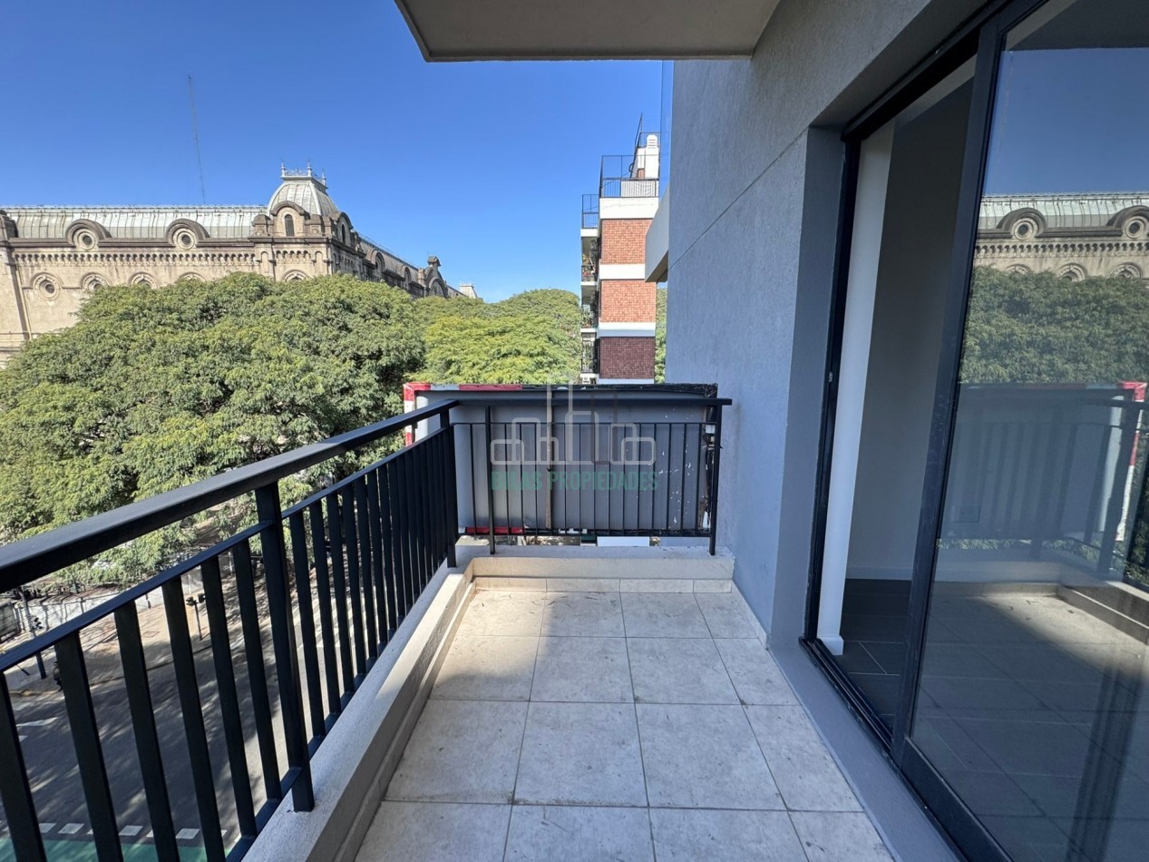 VENTA MONOAMBIENTE EN CABALLITO SUPER LUMINOSO A ESTRENAR