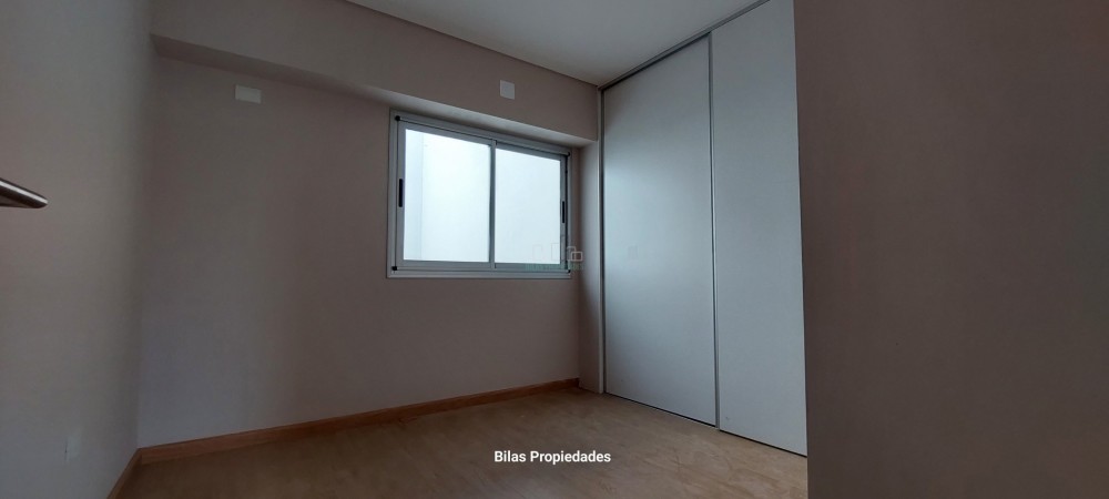 Alquiler departamento 4 ambientes con balcon aterrazado en Caballito