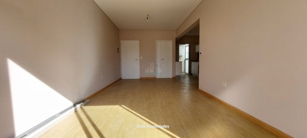 Alquiler departamento 4 ambientes con balcon aterrazado en Caballito