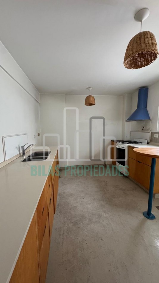 VENTA EXCLUSIVO PISO ENTERO DE 3 AMBIENTES CON TERRAZA Y PARRILLA PROPIA EN VILLA CRESPO