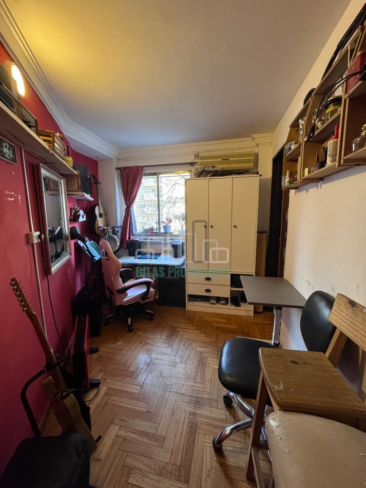 Venta departamento 3 ambientes + espacio adicional en Villa Crespo.