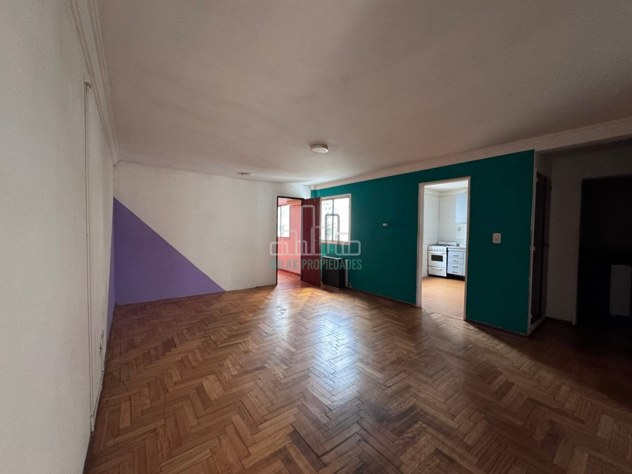 Venta departamento 3 ambientes + espacio adicional en Villa Crespo