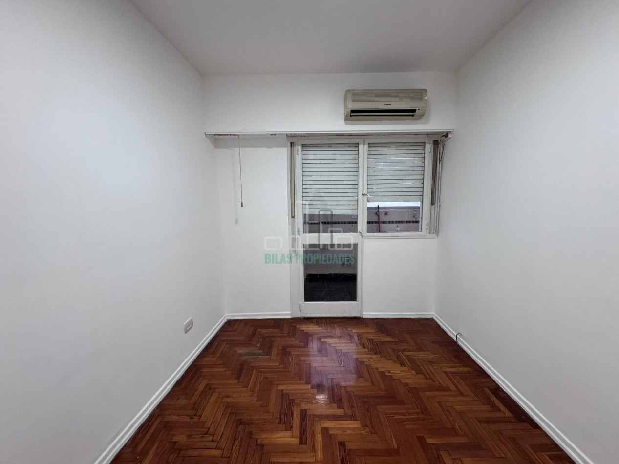 ALQUILER 3 Ambientes con Comedor Diario, Balcon Corrido y Lavadero Independiente en Almagro