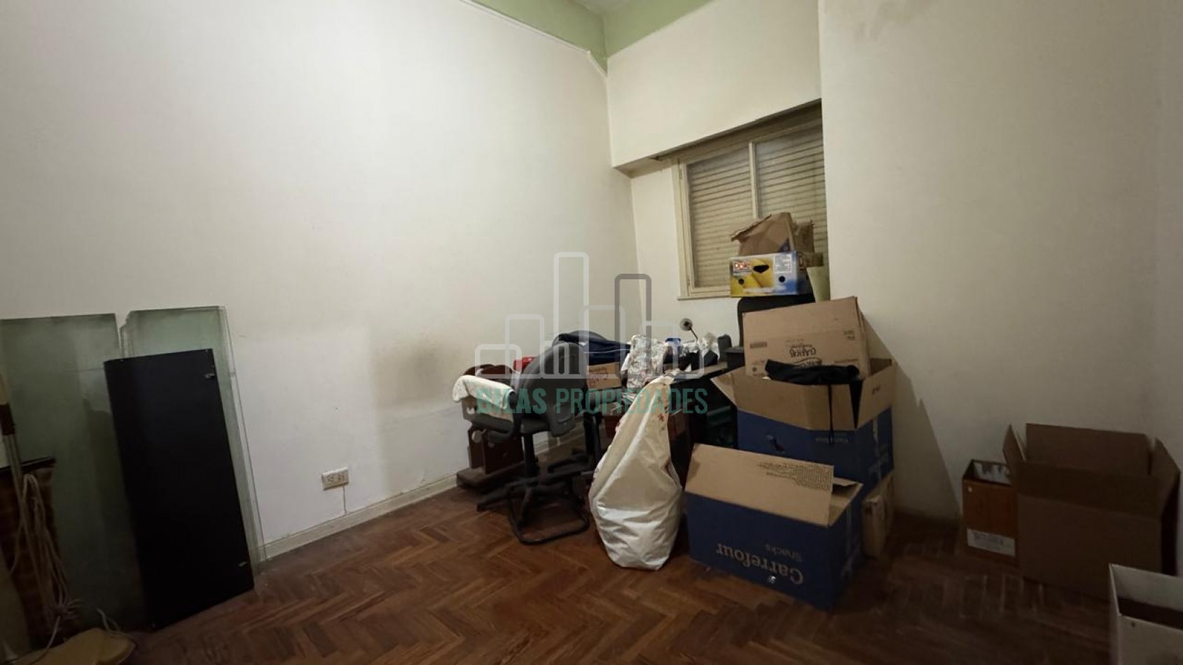 VENTA DEPARTAMENTO 3 AMBIENTES CON PATIO EN BALVANERA