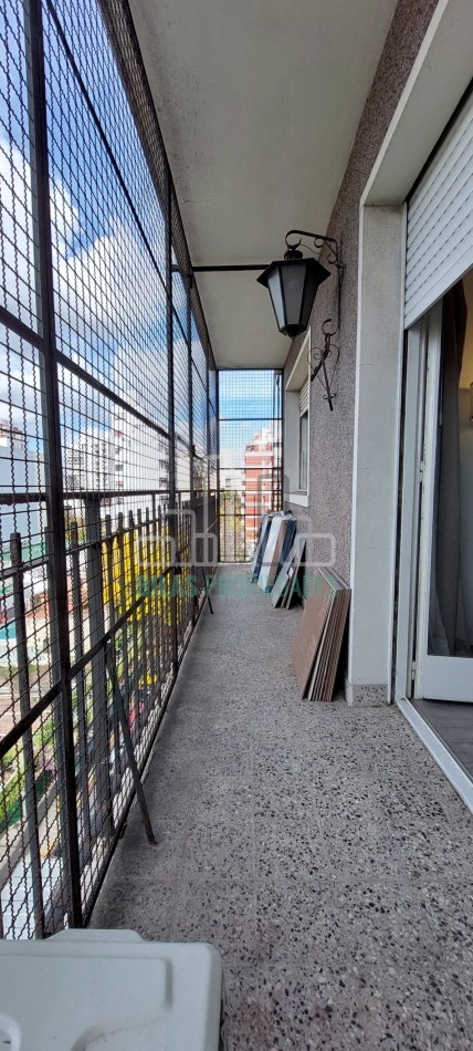 VENTA departamento 3 ambientes con Dependencia y Cochera en Almagro