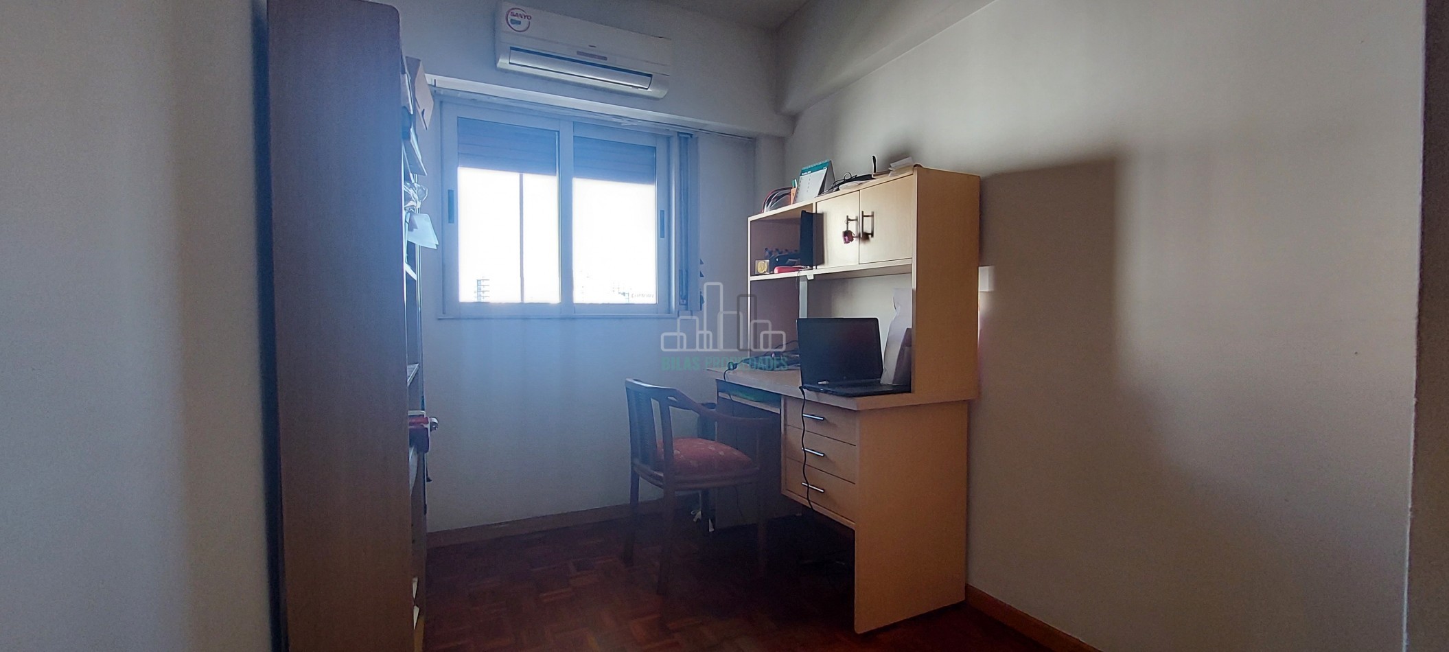 VENTA Departamento 5 ambientes con balcon al frente y cochera en Villa Crespo