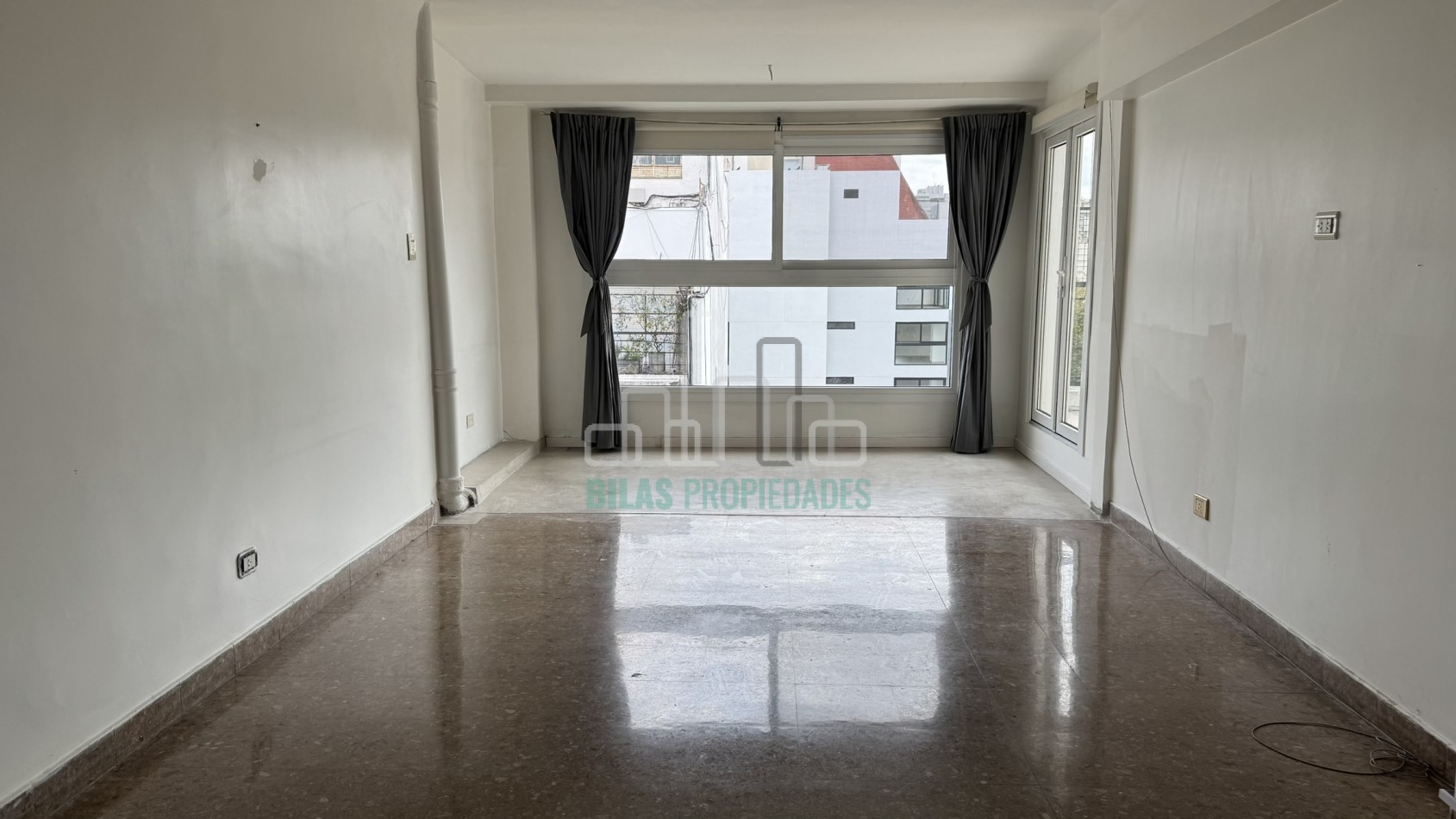 VENTA EXCLUSIVO PISO ENTERO DE 3 AMBIENTES CON TERRAZA Y PARRILLA PROPIA EN VILLA CRESPO
