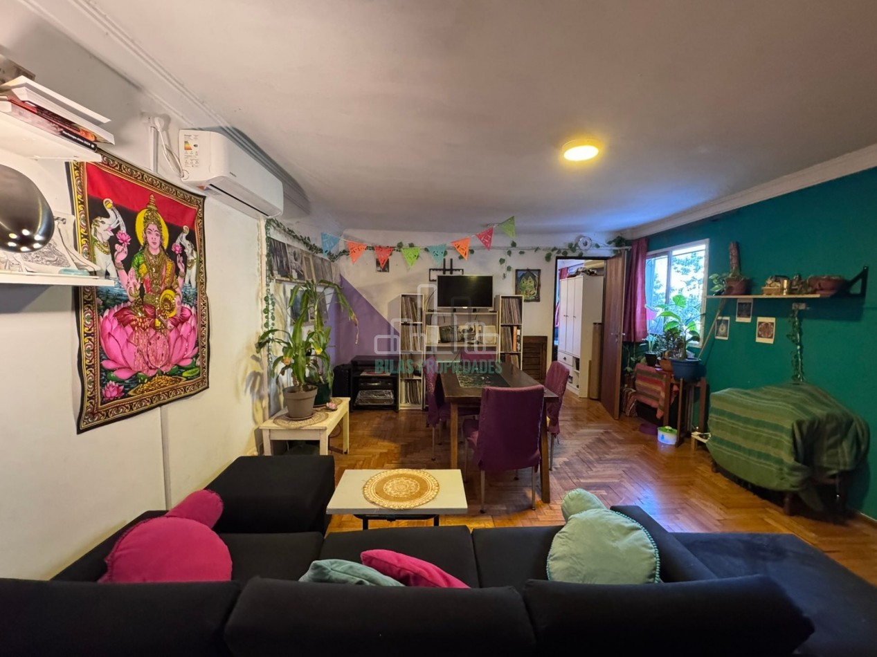 Venta departamento 3 ambientes + espacio adicional en Villa Crespo.