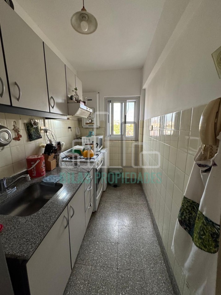 VENTA departamento de 2 ambientes con balcon al frente en Almagro