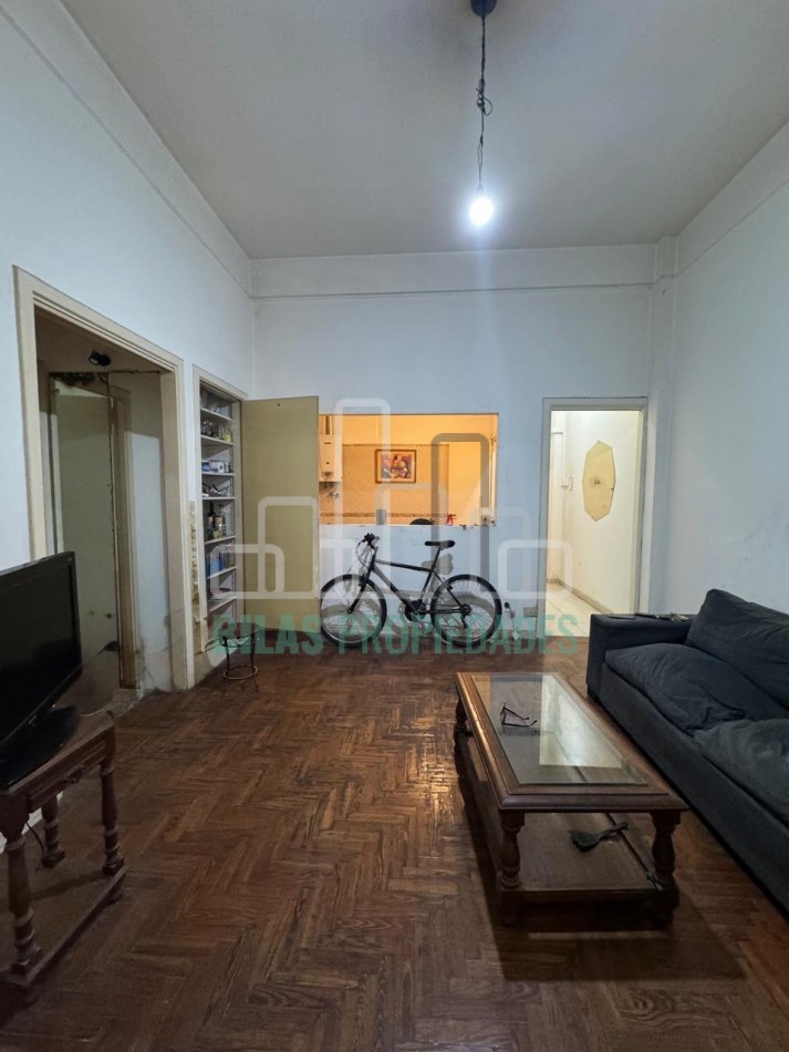 VENTA DEPARTAMENTO 3 AMBIENTES CON PATIO EN BALVANERA