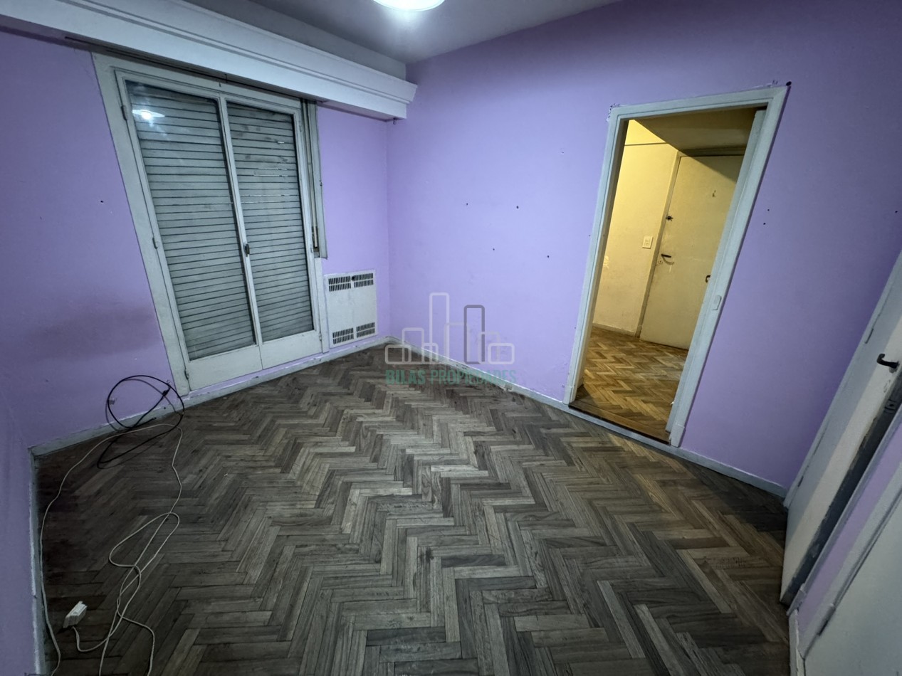 OPORTUNIDAD EN ALMAGRO - VENTA DEPARTAMENTO DE 4 AMBIENTES A REFACCIONAR