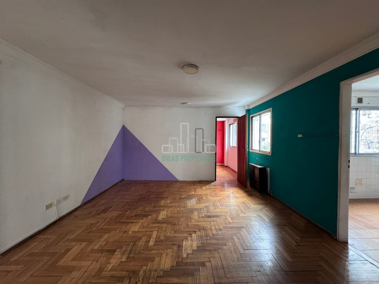 Venta departamento 3 ambientes + espacio adicional en Villa Crespo