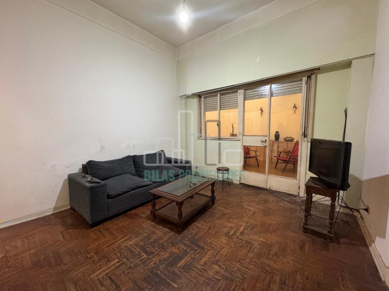 VENTA DEPARTAMENTO 3 AMBIENTES CON PATIO EN BALVANERA