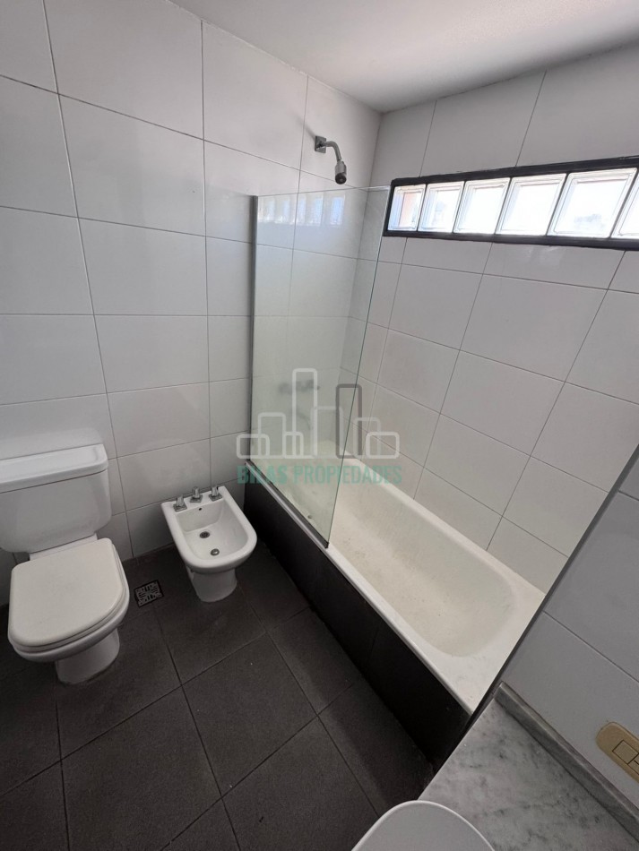 ALQUILER MONOAMBIENTE CON BALCON, VISTA ABIERTA Y AMENITIES- APTO PROFESIONAL