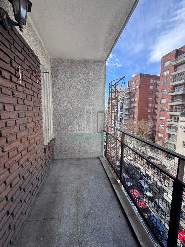 VENTA 3 AMBIENTES CON DEPENDENCIA Y BALCON AL FRENTE CON GRAN POTENCIAL