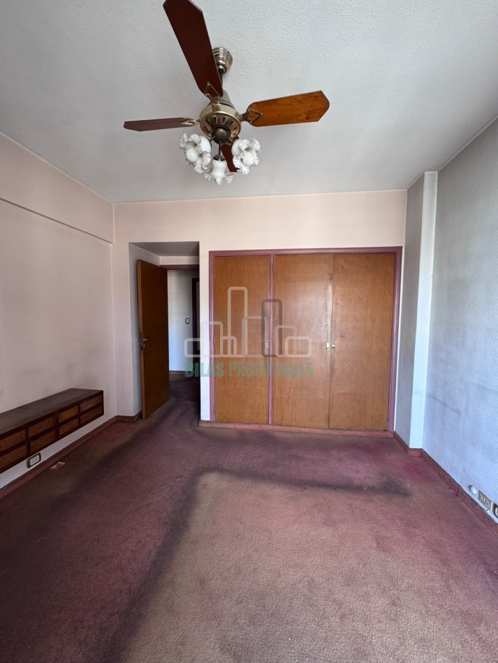 VENTA 3 AMBIENTES CON DEPENDENCIA Y BALCON AL FRENTE CON GRAN POTENCIAL