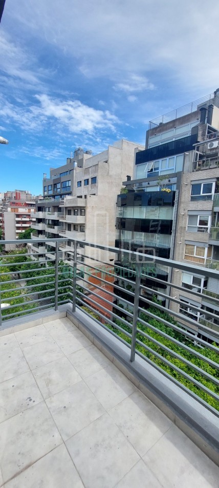 ALQUILER Monoambiente con balcon al frente en Caballito 