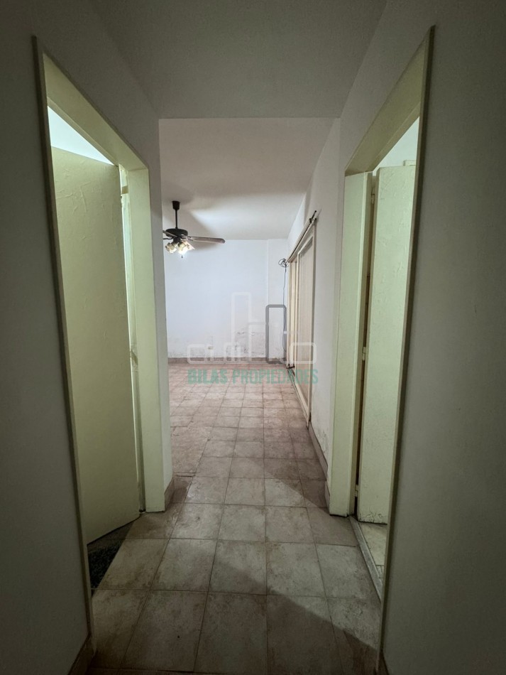 MONOAMBIENTE CON PATIO PROPIO - PARA REFACCIONAR - ALMAGRO