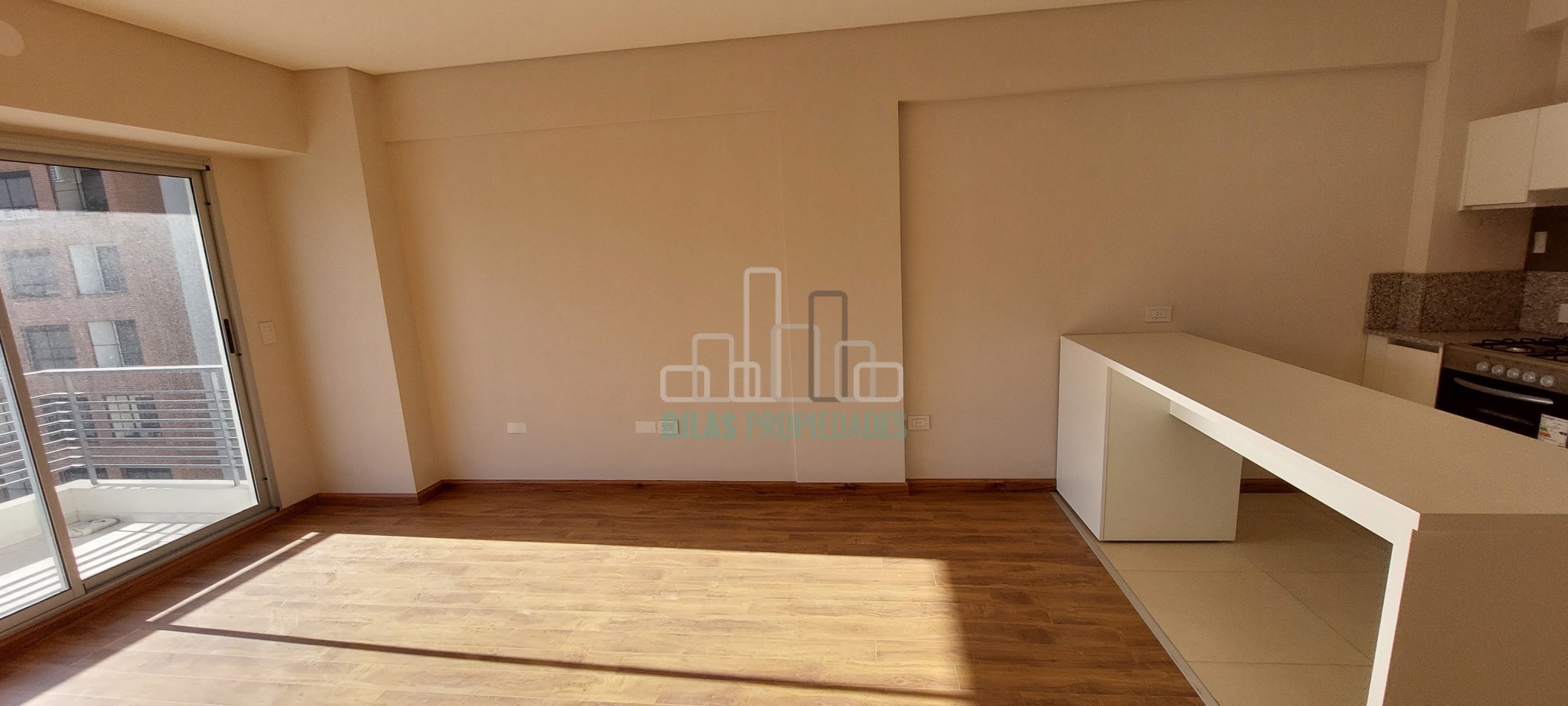 ALQUILER departamento 2 ambientes  con cochera en Caballito Sur