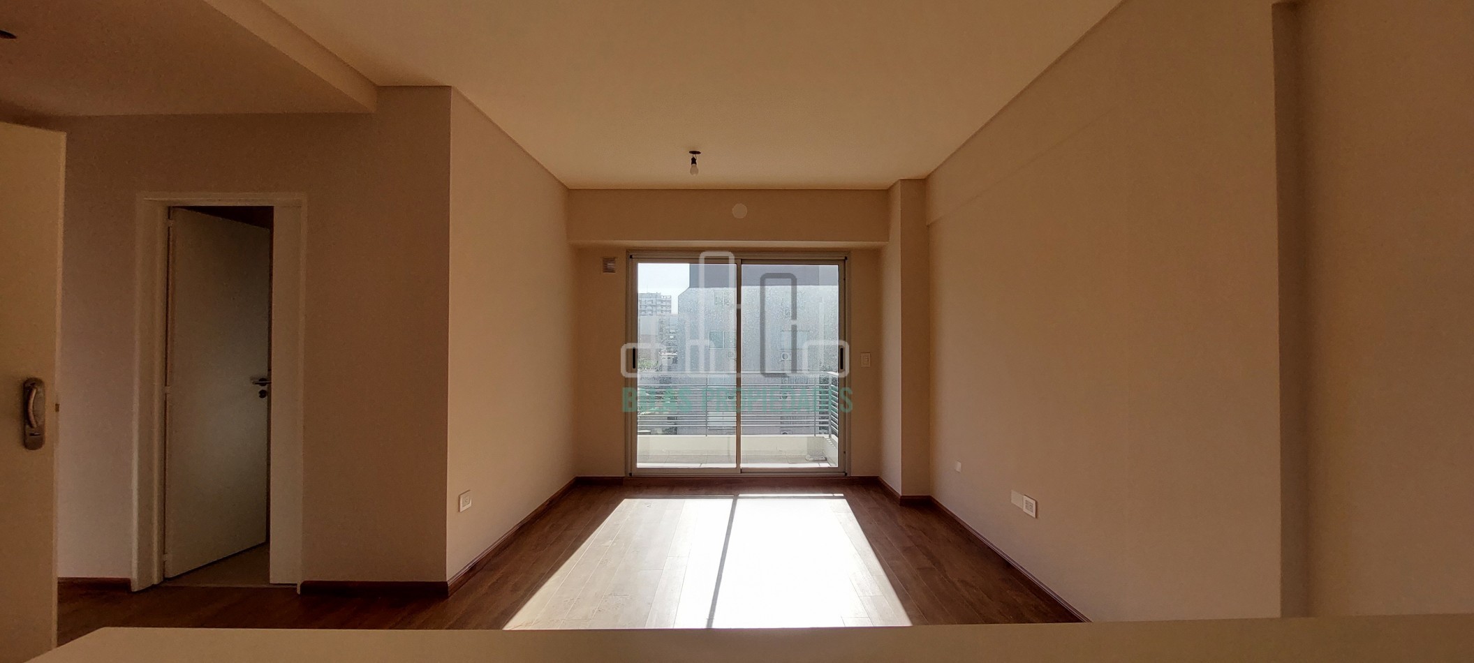 ALQUILER departamento 2 ambientes  con cochera en Caballito Sur