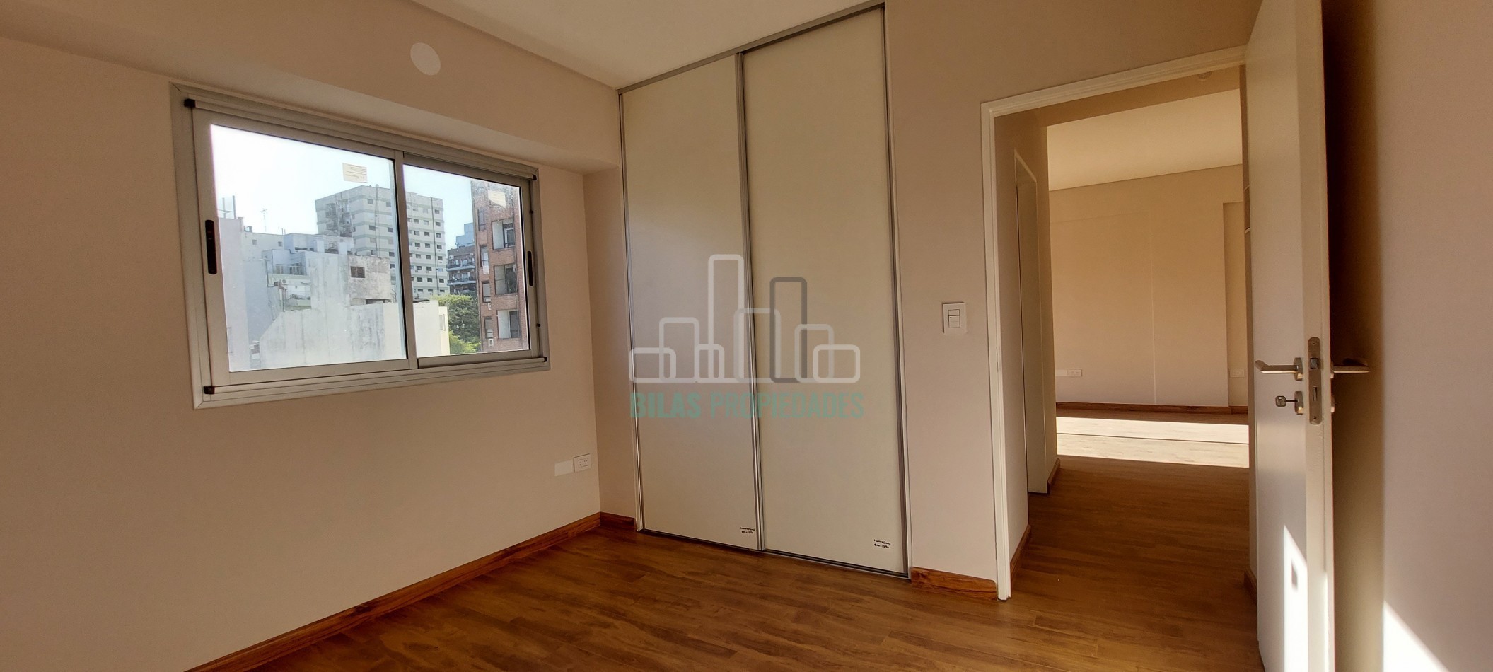 ALQUILER departamento 2 ambientes  con cochera en Caballito Sur