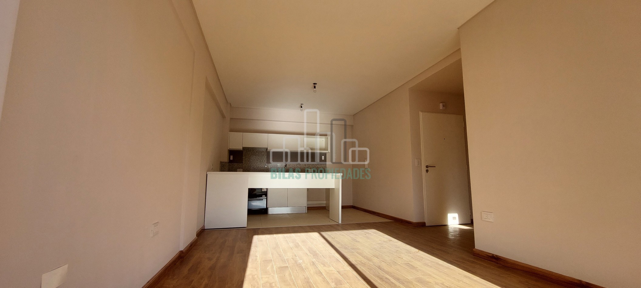 ALQUILER departamento 2 ambientes  con cochera en Caballito Sur