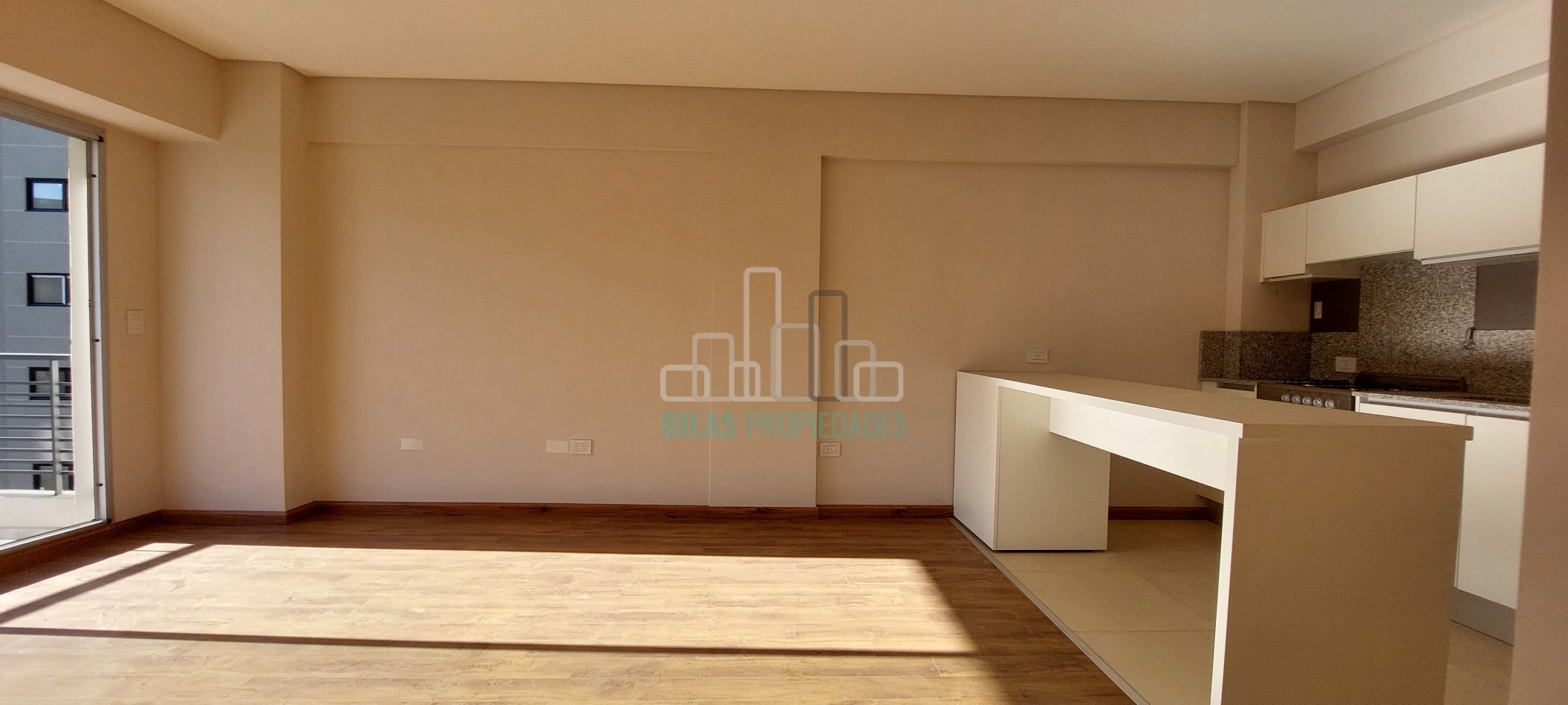 ALQUILER departamento 2 ambientes  con cochera en Caballito Sur