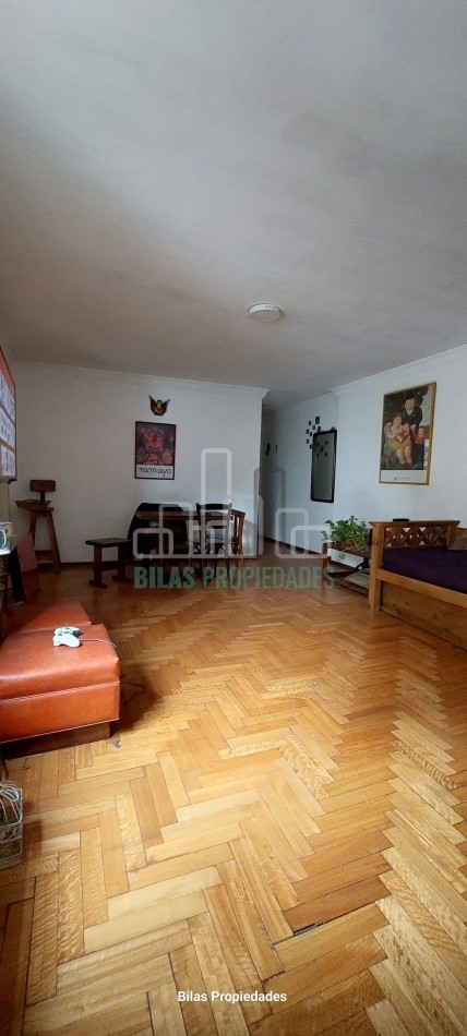 Venta departamento 3 ambientes + espacio adicional en Villa Crespo.