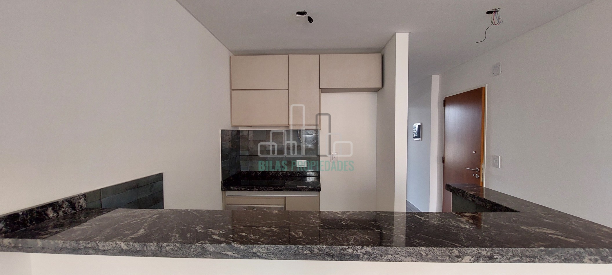 2 AMBIENTES A ESTRENAR AL FRENTE CON BALCON - PISO 7 - VISTA ABIERTA