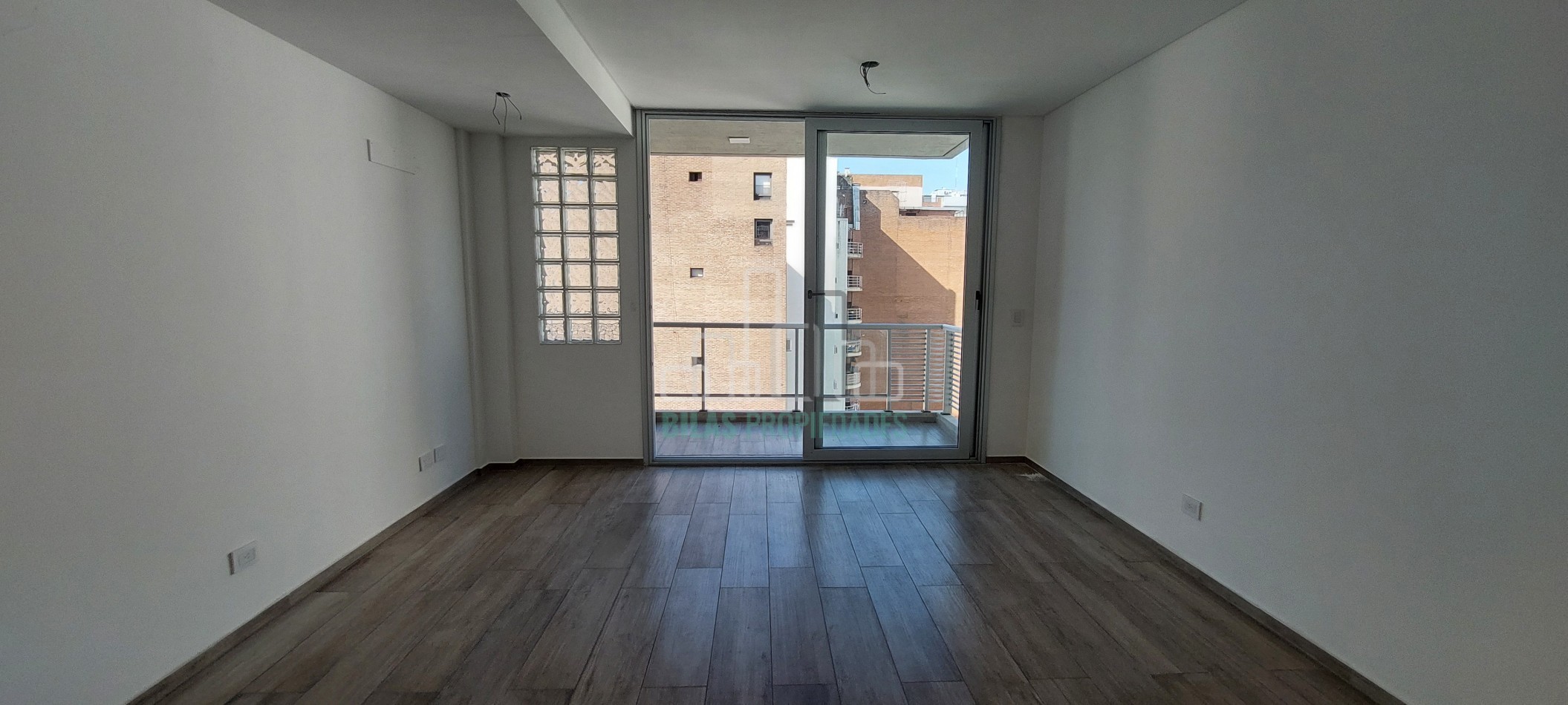 2 AMBIENTES A ESTRENAR AL FRENTE CON BALCON - PISO 7 - VISTA ABIERTA