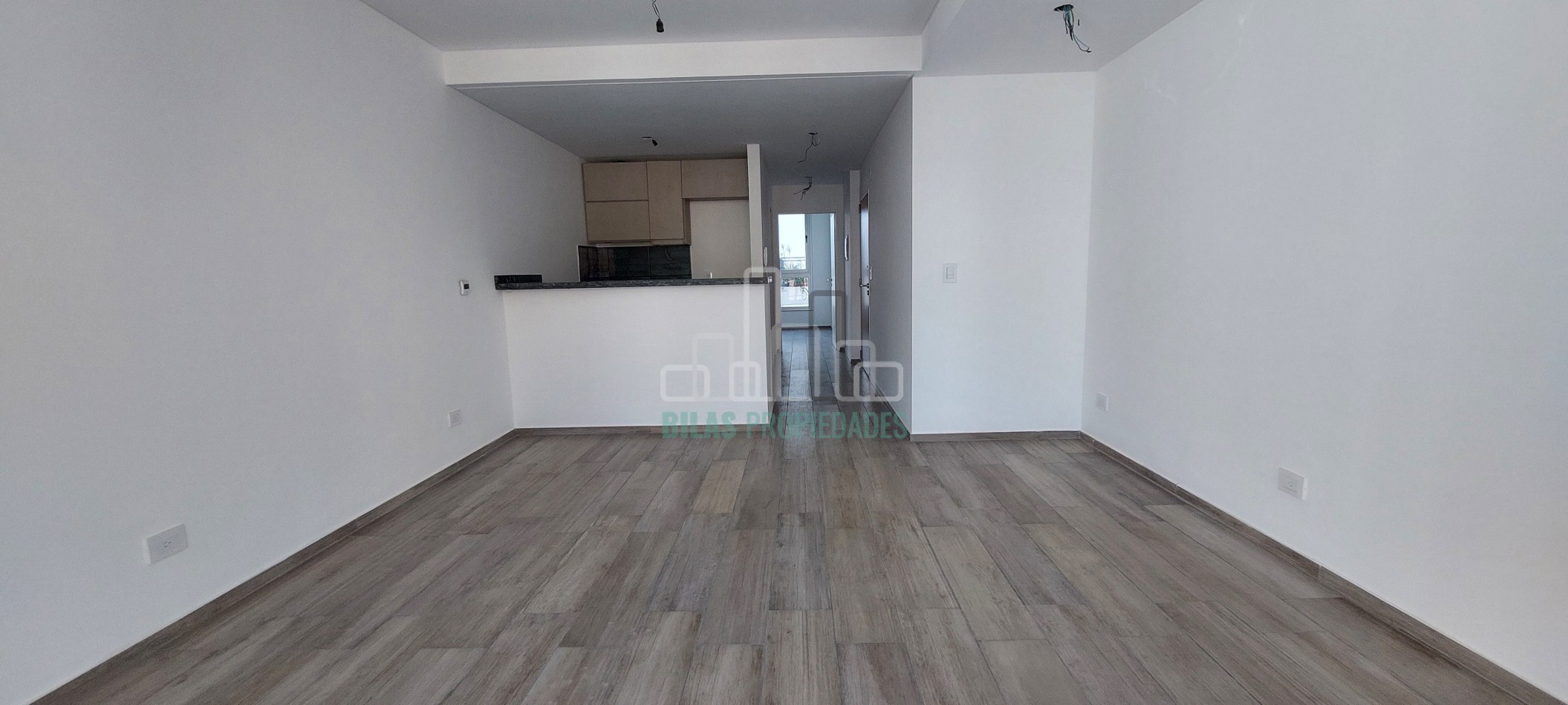 2 AMBIENTES A ESTRENAR AL FRENTE CON BALCON - PISO 7 - VISTA ABIERTA