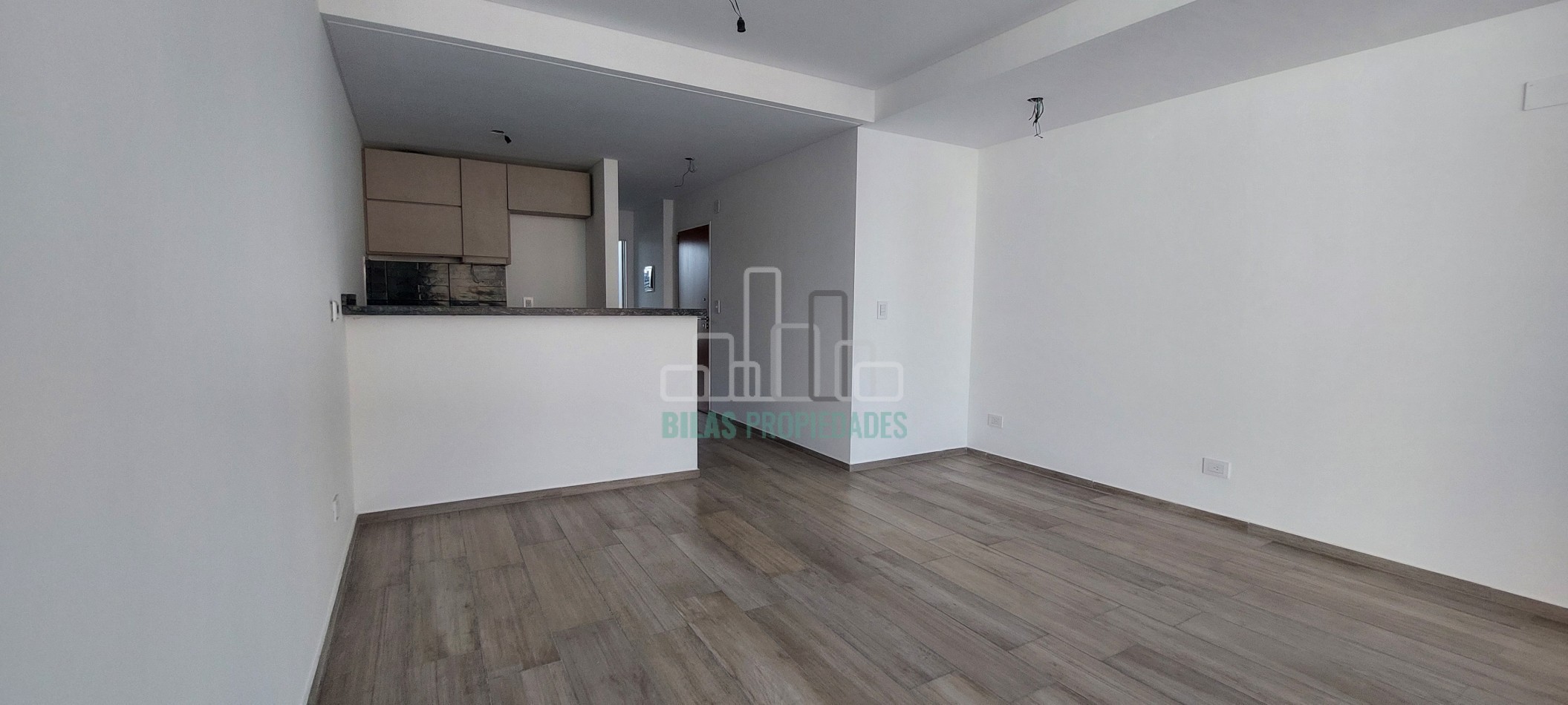 2 AMBIENTES A ESTRENAR AL FRENTE CON BALCON - PISO 7 - VISTA ABIERTA