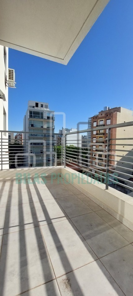 ALQUILER departamento 2 ambientes  con cochera en Caballito Sur