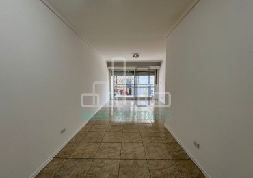 ALQUILER 3 Ambientes con Comedor Diario, Balcon Corrido y Lavadero Independiente en Almagro